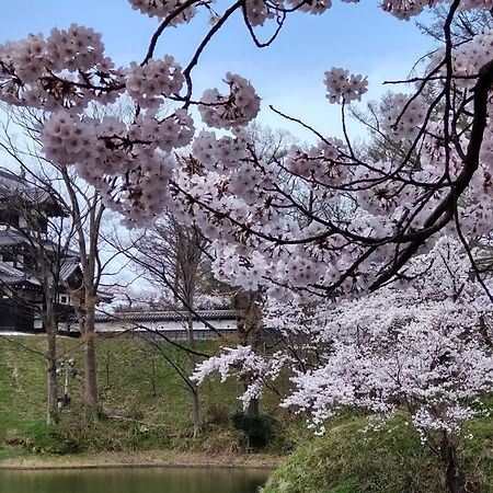 ホテル附船屋 上越市 エクステリア 写真